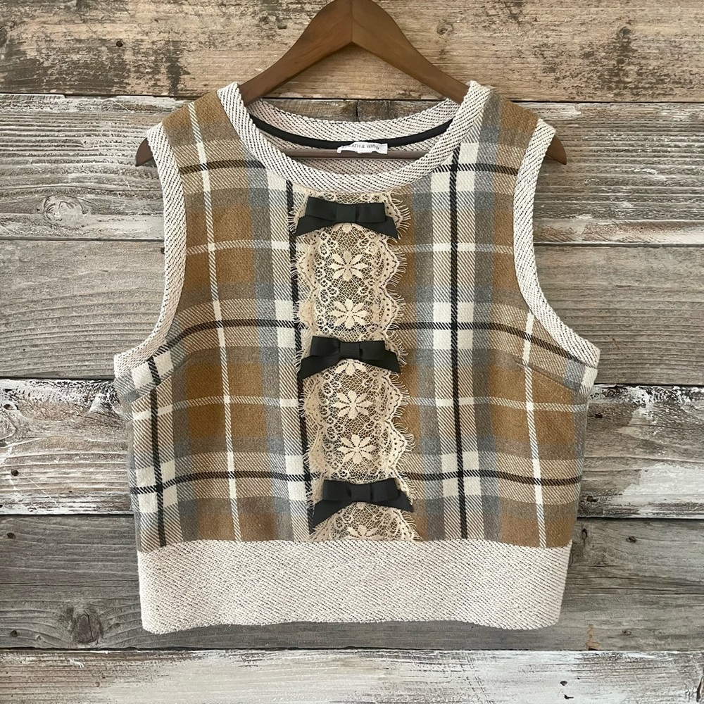 COPY - Anthropologie REATH & WREN- pull over sweater vest